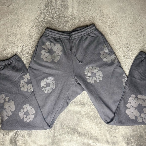 Denim Tears Monochrome Hoodie - Size M - Picture 2 of 7